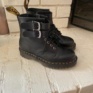 Dr Doc Martens 1460 8-Eye Bex Buckle Boot - LIKE NEW!